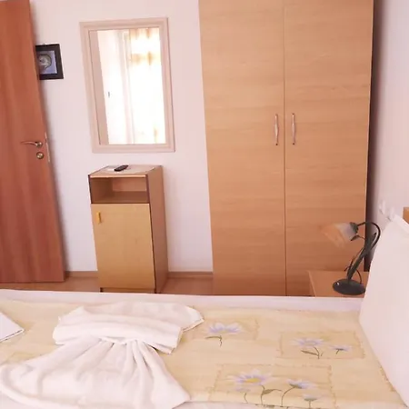 Kyshta Za Gosti Dari Rumi 1 Apartmán *