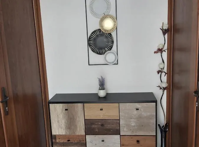 Kyshta Za Gosti Dari Rumi 1 سوزوبول