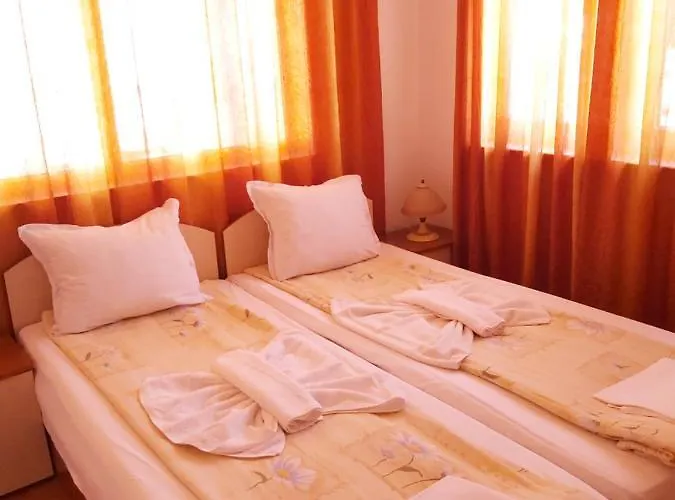 Apartment Kyshta Za Gosti Dari Rumi 1 *